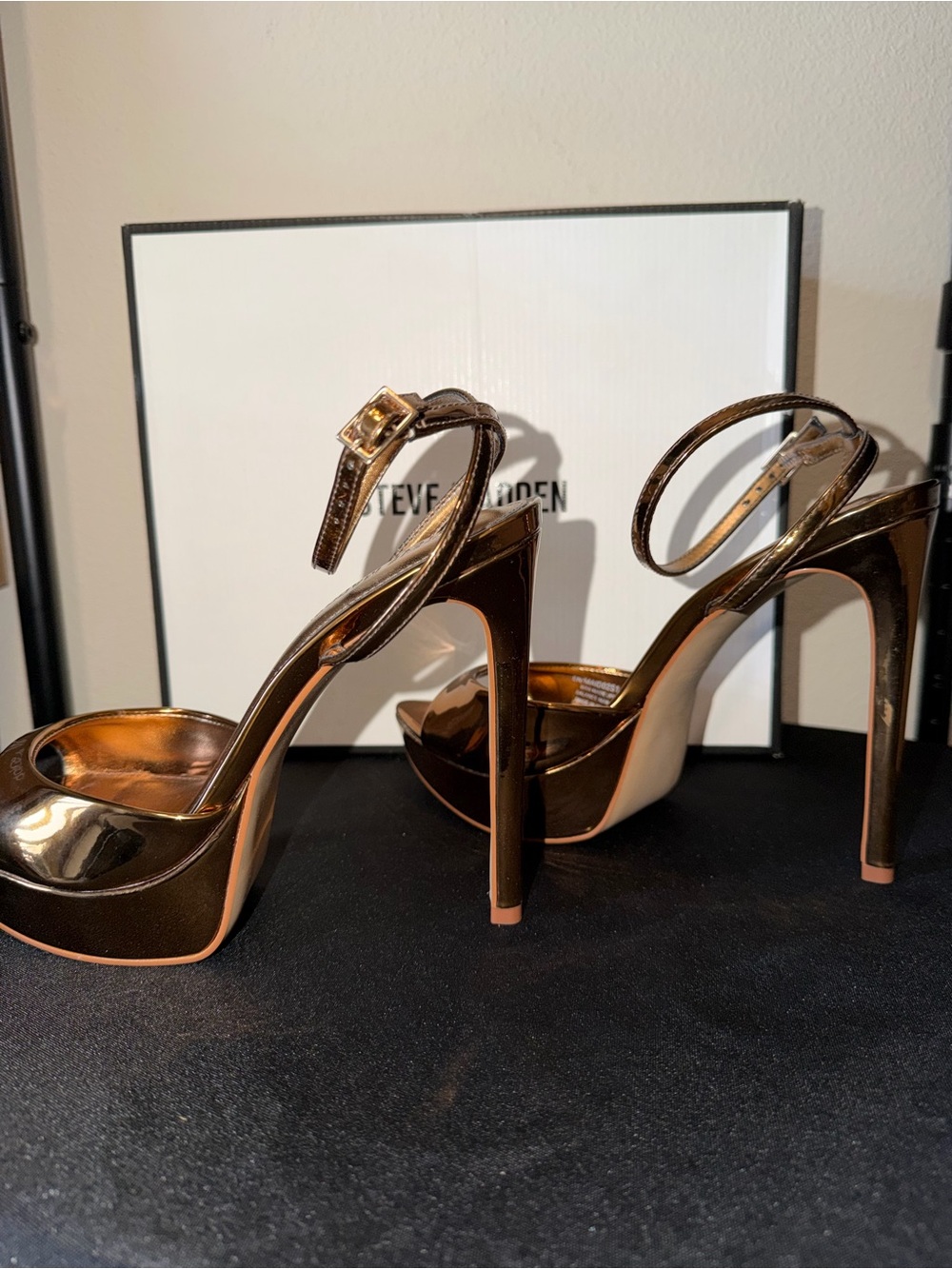 Steve Madden “Maiden” Bronze Metallic Platform Pumps w/ Ankle Strap